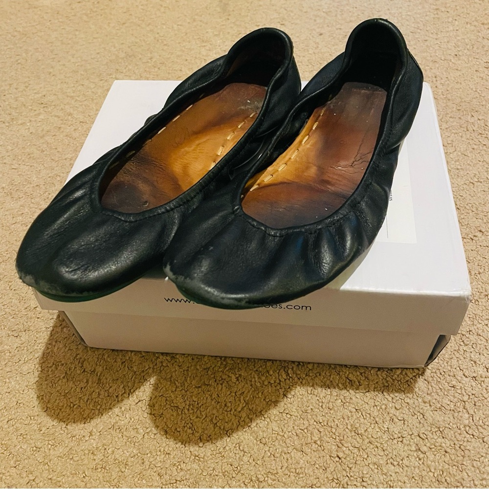 Tieks Black Leather Women's Flats Size 8